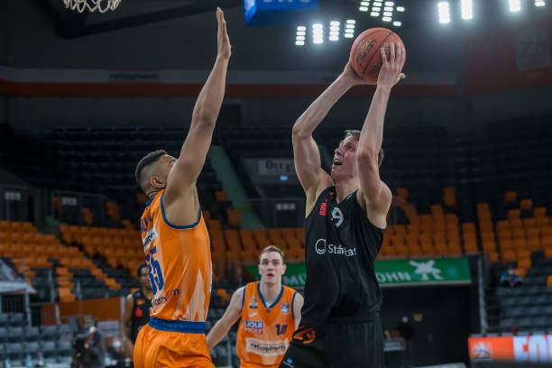 竞争的转会 竞争的转会