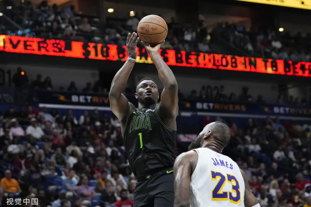 由于场地条 由于场地条